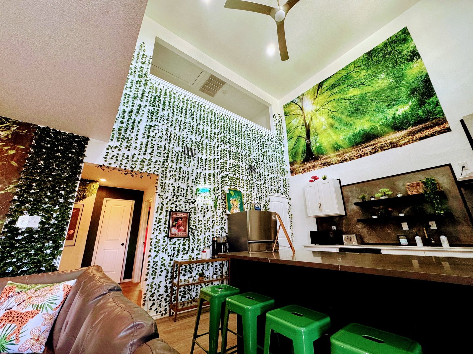 Canyon Lake Airbnb Rentals